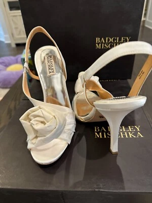 Badgley Mischka Lanah White Wedding Heels rosette Slingback Bridal Sandal Rose B - Image 1 of 4