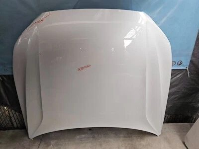 2018 2019 2020 2021 2022 2023 Volvo XC60 capó OEM usado Foto 1 de 4