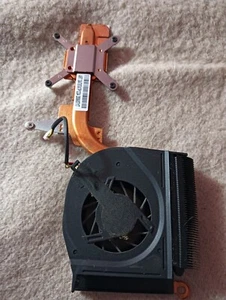 VENTOLA DISSIPATORE CPU GPU HEATSINK FAN HP Presario V6000 HP Part 431450-001 - Picture 1 of 6