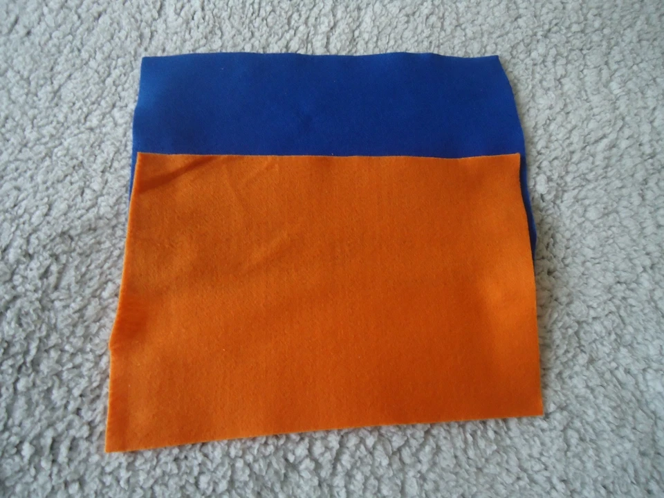 FEUTRINE - lot de 2 plaques de feutrines - dimensions 20 * 30 cm - bleu orange - Photo 1/1