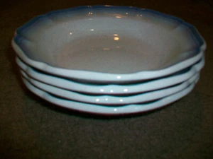SET 4 zuppiere/cereali Mikasa Country Club CA500 bianco blu ottime condizioni - Foto 1 di 3