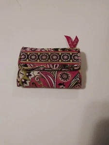 VERA BRADLEY WALLET COLORFUL DESIGNS TONS CARD STORAGE PINK RED - Picture 1 of 7
