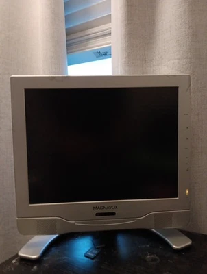 Philips Magnavox 150T4 15 Inch LCD Flat Monitor Retro Gaming T.V. +S Video Port - Image 1 of 3