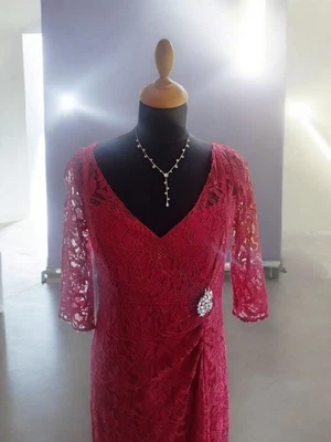 Abendkleid  Kleid Spitze Farbe Magenta Grün Gr. 36 Neu - Bild 1 von 4