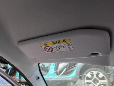 PEUGEOT 2008 ACTIVE MK1 2016-2019 PARASOL LADO IZQUIERDO Foto 1 de 4