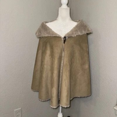 Poncho envolvente de gamuza Katie Todd para mujer L/XL forro de piel sintética tostado con capucha invierno Foto 1 de 4