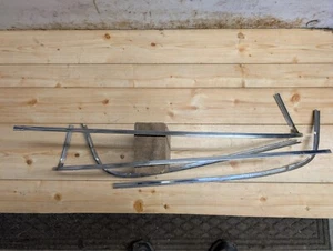 1960-63 CHEV. / GMC CUSTOM CAB WINDSHIELD TRIM. - Picture 1 of 7