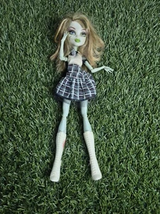 Monster High bambola Frankie Stein preferita originale prima ondata 2008 - Foto 1 di 1