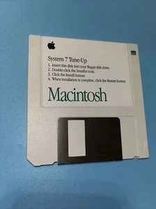 Macintosh System 7 Tune-Up v.1.1.1 1992 Apple Computer Software 3.5" Floppy Disk - Picture 1 of 3