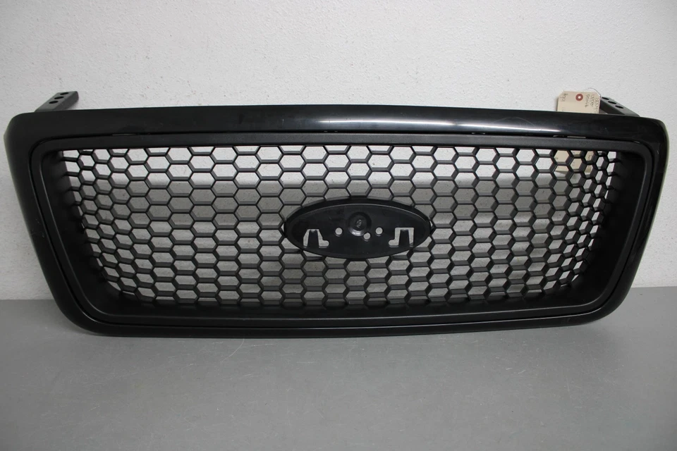 2004 2005 2006 2007 2008 FORD F-150 FRONT UPPER GRILLE Foto 1 de 4