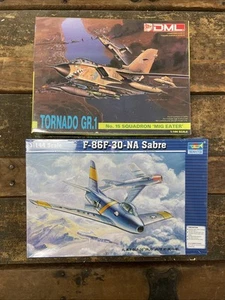 2 Stück Tornado und Trumpeter Modellflugzeug Konvolut - Bild 1 von 2