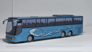 AWM Setra S 317 GT-HD 1/87 (BD25/23F) - Picture 1 of 1