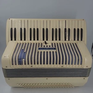 READ Vintage Wurlitzer Accordion Model 332 41 Key/120 Button - Picture 1 of 21