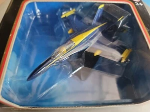 MotorMax Die-Cast Famous Fighters F-15 HORNET US Airforce NOS from CASE! - Picture 1 of 5