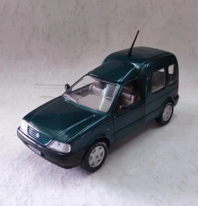 1/24 FIAT Unico/Pickup Truck Cina Fiat Dealer Modello Fuori produzione G - Foto 1 di 6