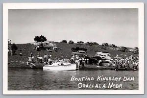 Navegación Kingsley Dam Ogallala NE Nebraska RPPC Kodak Años 40 Coches Antiguos Playa J10 - Imagen 1 de 3