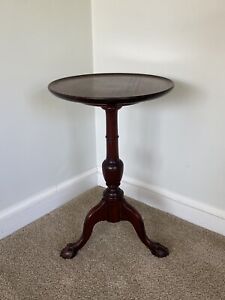 Antique Henkel Harris Solid Mahogany Round Pedestal Accent Side Table