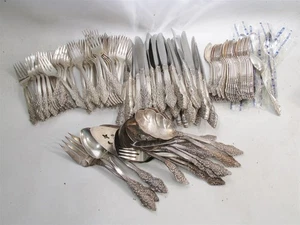 Riesiges 1847 Rogers International Silber Renaissance 135-teiliges Besteckset für 24 Personen - Bild 1 von 13