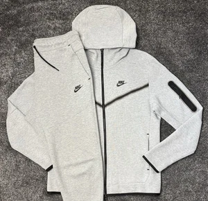 Nike Tech Fleece Full Trainingsanzug Grau, Herren Größe M Top Zustand UVP240€ - Bild 1 von 24