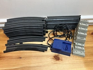 Life-Like Power Loc (17) RM 583157 (1) RM 583109 (8) RM 583055 & Transformer+ - Picture 1 of 9