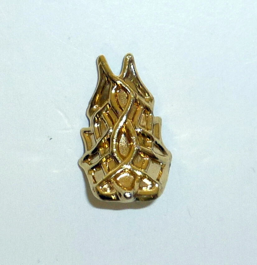 Skeleton Warriors Aracula Arm Shield Vintage Playmates Armor Accessory Part 1994 - Image 1 of 1