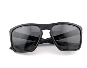 Gafas de sol Oakley, lentes polarizadas, plateadas XL, OO9341-0157, 57-18-140, negras - Imagen 1 de 13