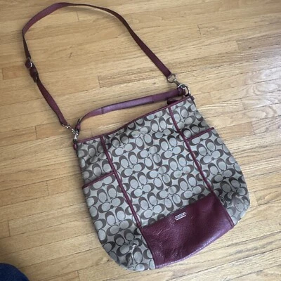 Bolso Hobo Coach Park Signature Cartera Estampado Jacquard Borde Borgoña F30341 Foto 1 de 4