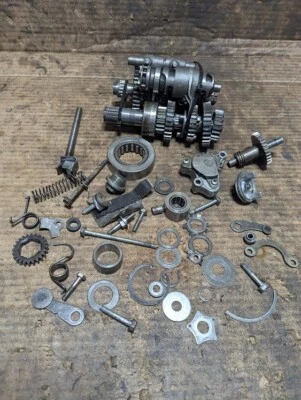 Honda XL250 XL 250 1972 transmisión engranajes piezas de motor misceláneas Foto 1 de 4