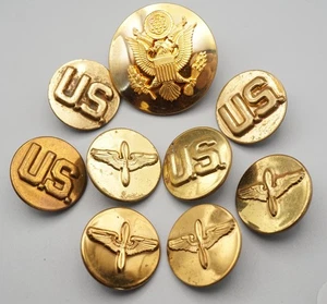 Segunda Guerra Mundial 1943 Ejército Fuerzas Aéreas Alas Juegos de Discos Alistados e Insignia Sombrero Alistado Lote de 9 - Imagen 1 de 2