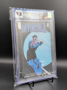 Invincible #30 CGC 9.8 Low Print Amazon TV Image Comics Custom Label 🔥 - Picture 1 of 11