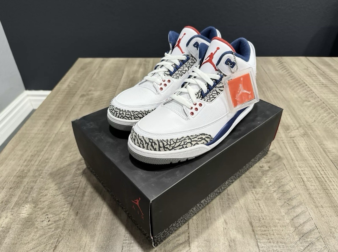 Jordan 3 Retro OG Mid True Blue for Sale | Authenticity Jordan 3 Retro OG Mid True Blue for Sale | Authenticity