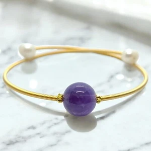 Brazalete brazalete chapado en oro de amatista y perlas hecho a mano regalo para ella - Imagen 1 de 7