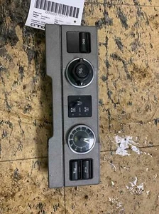 Clock RANGE ROVER 03 - Bild 1 von 6