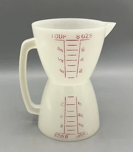 Vintage Tupperware Double Sided 1 Cup Measuring Wet/Dry Red Lettering - Picture 1 of 5