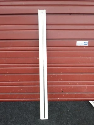 94-98 VOLVO S90 VOLVO 960 SEDAN RIGHT FRONT EXTERIOR DOOR MOULDING OEM WHITE - Image 1 of 4