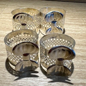 Vintage Silver Metal Napkin Rings with Bows Set Of 4 Cutouts Elegant Table Decor - Picture 1 of 8