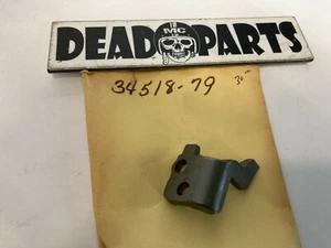Harley nos oem 34518-79 transmission shifter pawl stop bracket tab - Bild 1 von 3