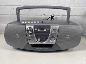 Sony CFD-V8, AM/FM Radio, Cassette Recorder Boombox, Mega Bass, Tested & Works G - Picture 1 of 6