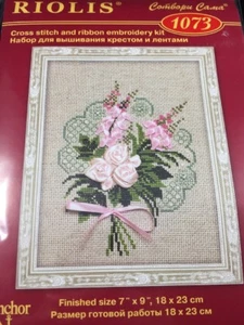 Gezähltes Kreuzstich Band Stickset rosa Blumen - Riolis #1073 NEU - Bild 1 von 5
