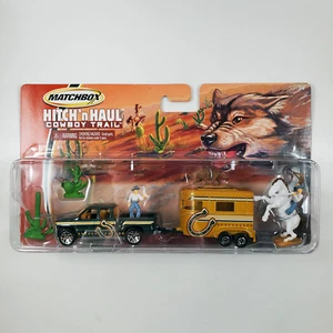 Matchbox Hitch 'n Haul Cowboy Trail Set Chevy Silverado & Horse Trailer SEALED - Bild 1 von 10