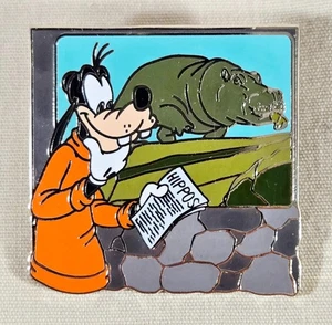 Disneys Animal Kingdom: Figuren mit Tieren ~ Goofy mit Nilpferd Pin 2011 - Bild 1 von 2