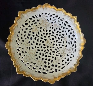 Vintage Porcelain Bowl Open Work Reticulated Gilt Edge And Leaf Design Footed - Picture 1 of 19