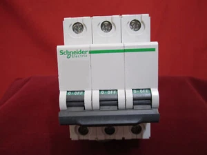 Schneider MG24465 Leitungsschutzschalter Multi 9-C603PC8A UL1077 (M9F22308-3PC8A) - Bild 1 von 1