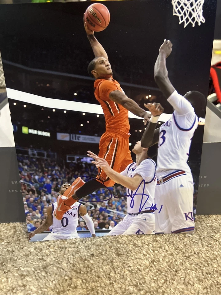 Gary Payton II Signed 8x10 Photo  GS Warriors Basketball Jr Champ - Image 1 of 1