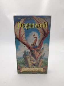 Dragonworld (VHS, 1994) - SAM MACKENZIE / BRITTNEY POWELL Fantasy RARE! 90s - Imagen 1 de 1