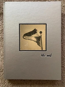 1971 UNIVERSITY OF RICHMOND Yearbook The Web Virginia Annual - Picture 1 of 2