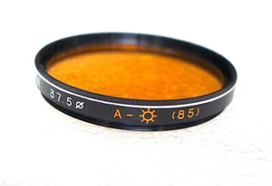 37.5mm Hoya 85A Color Correction Filter - NEW - Picture 1 of 3
