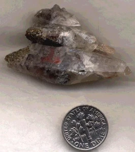 Mina de cobre de pino blanco cristales gemelos de calcita con hematita y pirita ver escaneos - Imagen 1 de 3