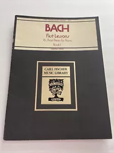Carl Fischer Music Library L917 - Prime lezioni di Bach: 16 pezzi brevi - Foto 1 di 5