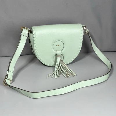 Bolso Bandolera Mimco Verde Menta Sillín Borla Borla Trenzado Herrajes Dorados Foto 1 de 4